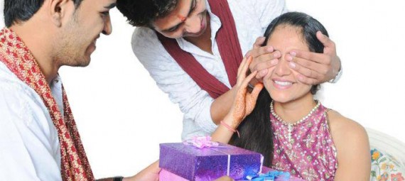 Ways-to-Surprise-Your-Sibling-on-Raksha-Bandhan