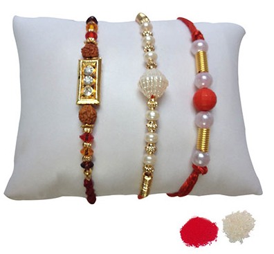 Cover Up The Distance This Raksha Bandhan with Designer Rakhis and Loving Gifts!