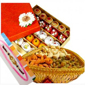 Rakhi with dry fruits