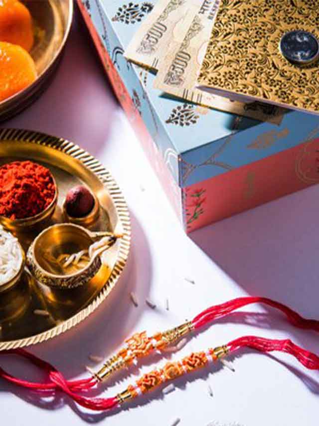 ESSENTIAL THINGS FOR TRADITIONAL RAKSHA BANDHAN CELEBRATIONS!