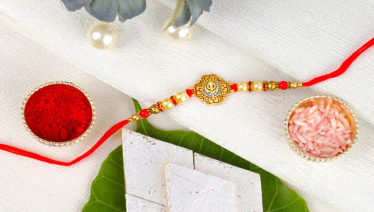 Why send rakhi to UK from India through an online rakhi store?
