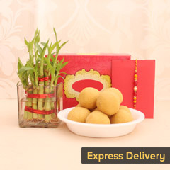 Sweetest Rakhi combo - Express Rakhi Gifts