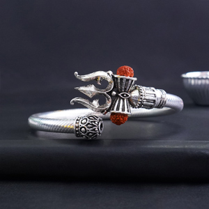 Trishul Metal Bracelet Rakhi - Send Rakhi to Jaipur